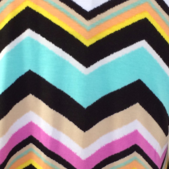 Bright Chevron Drape Cardigan - Picture 6 of 8